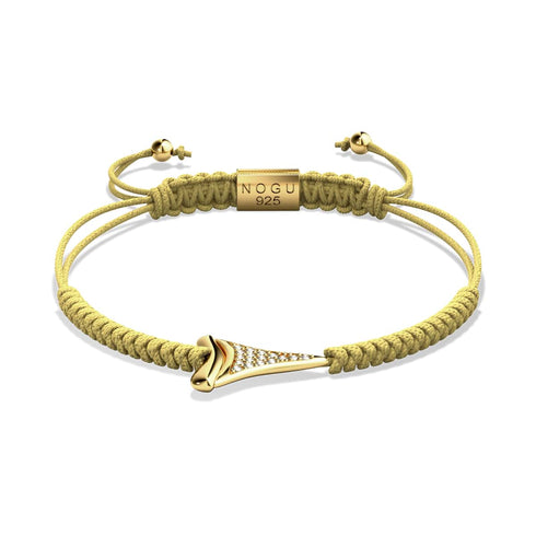 Bracelet en macramé de sable à dents de requin par Lauren Howe | Or Vermeil .925 | Cristal